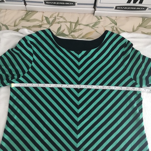 Croft and Borrow Women’s XXL Green Black Striped Short Sleeves  Top - Picture 8 of 10
